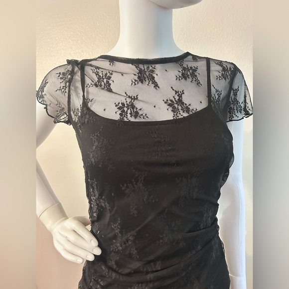 No Comment Juniors Floral Mesh Sleeveless Dress
Size M - Picture 4 of 7